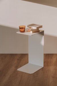 Fink Valencia šoninis staliukas