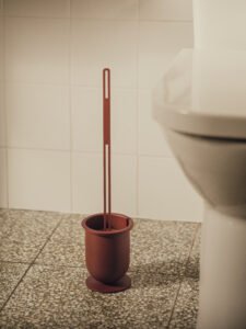 Montuojamas arba pastatomas LUND laikiklis su nuimamu indeliu