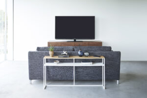 Yamazaki Tower konsolinis staliukas su lentynėle baltas