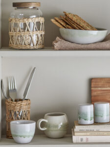 Puodelis Paula žalsvas su ąsele, Bloomingville