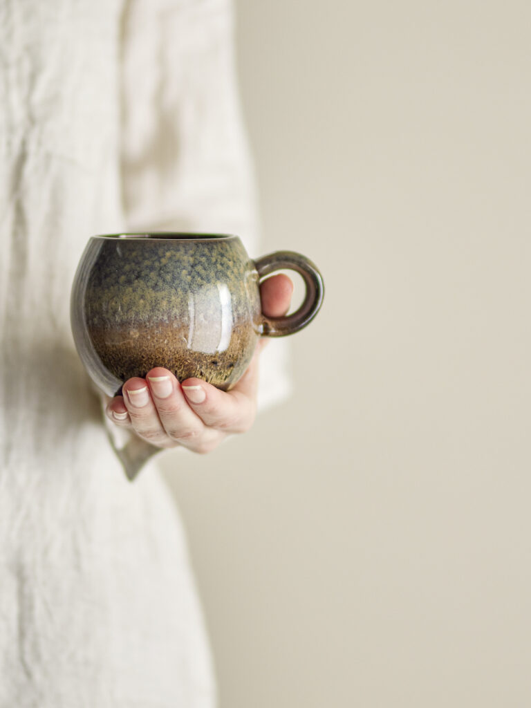 Puodelis Paula rudas su ąsele, Bloomingville