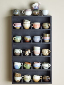 Puodelis Paula žalias su ąsele, Bloomingville