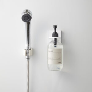 Yamazaki Tower priklijuojamas dozatoriaus laikiklis